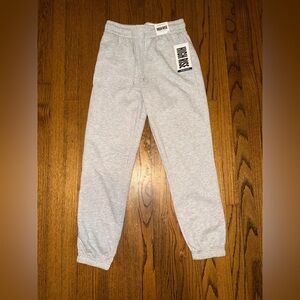 NEW Refuge Athletics Light Gray High Rise Drawstring Joggers Size Small 🩶